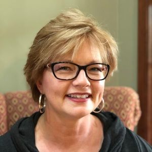 Meet your Posher, Valerie